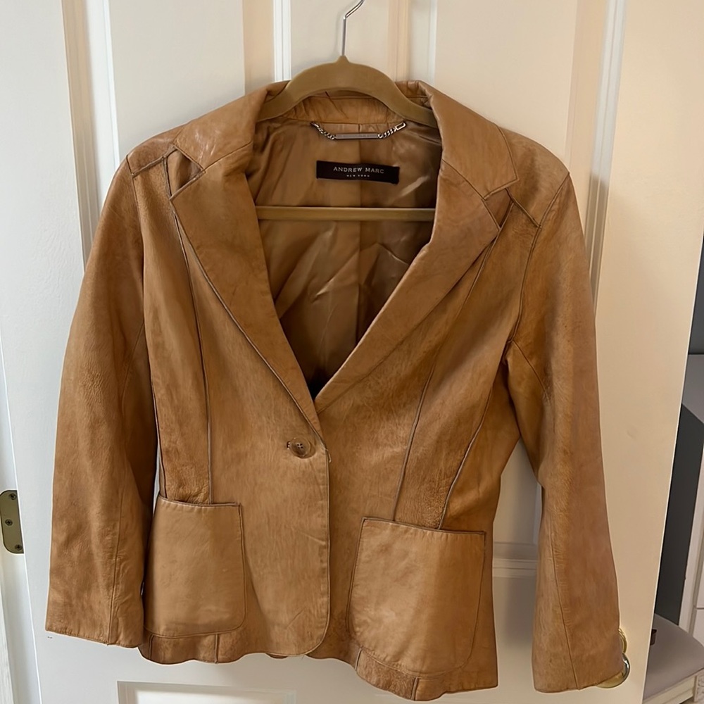 Andrew Marc womens leather jacket
